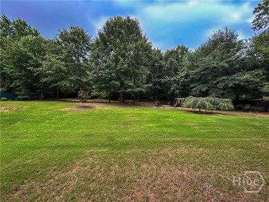 Nestled on a sprawling 1.13-acre lot in the desirable Thornwood - photo 30