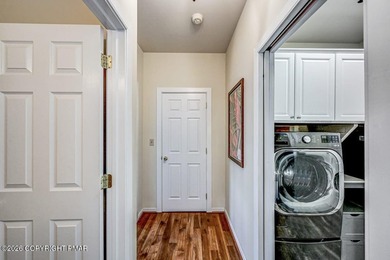 Welcome to the exclusive Pinecrest community, where luxury and - photo 44