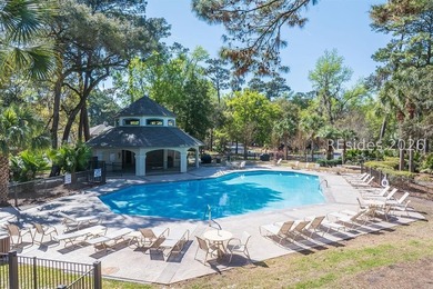 Peaceful Sea Pines retreat with proven rental performance and a - photo 4