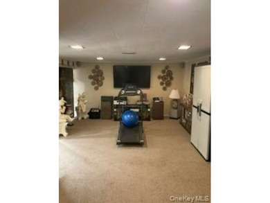 Welcome to this meticulously maintained three bedroom, one bath - photo 15