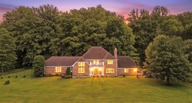 Lake Cumberland Home For Sale in Monticello Kentucky
