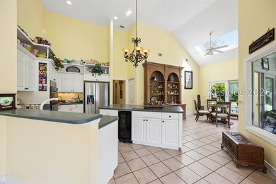 Tucked away at the end of a quiet cul-de-sac in sought-after - photo 22