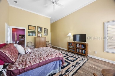 Tucked away at the end of a quiet cul-de-sac in sought-after - photo 32