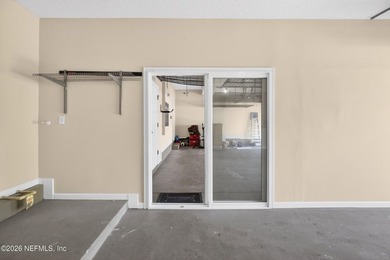Welcome to this completely remodeled 4/3.5 with loft and bonus - photo 50