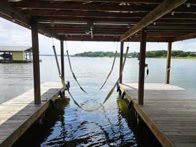 Recent Custom Build on 2.75 Acres!!! - photo 24