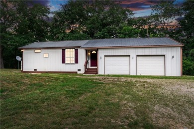 Lake Home For Sale in Garfield, Arkansas