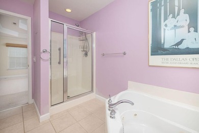 Wonderful layout with separate DR and LR and large family room - photo 16