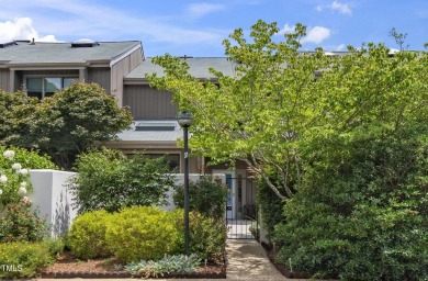 Lake Townhome/Townhouse For Sale in Chapel Hill, North Carolina