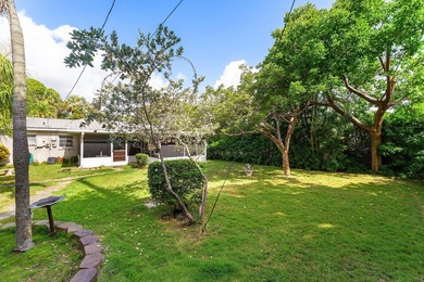 COASTAL LIVING !! Key West-inspired home nestled on prestigious - photo 33