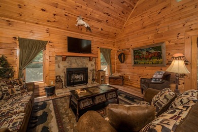 Want the Lake Life? This is it! This 2 bedroom, 2 bath cabin is - photo 3