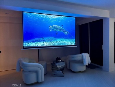 Escape to an exquisite, fully furnished oceanfront retreat that - photo 11
