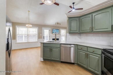 Newly updated, move in ready 4-bedroom home on a cul-de-sac - photo 12