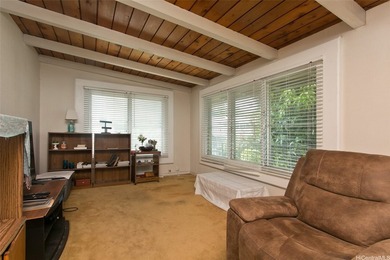 Discover the incredible potential of this hidden gem nestled in - photo 3