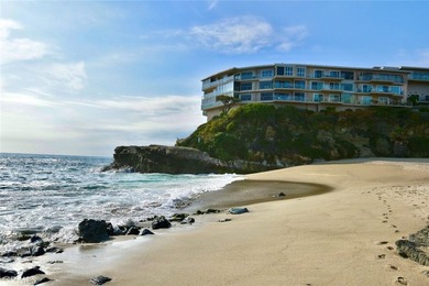 Escape to an exquisite, fully furnished oceanfront retreat that - photo 36