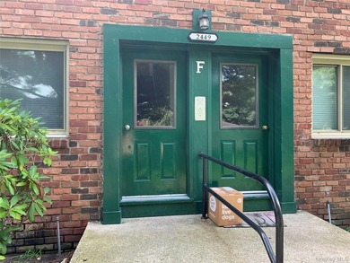 Come see this updated 1 Bedrooms, 2nd Floor Unit featuring - photo 1