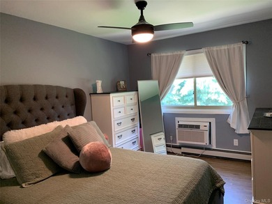 Come see this updated 1 Bedrooms, 2nd Floor Unit featuring - photo 9