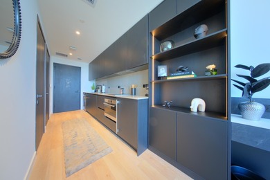 Great opportunity to purchase this fabulous condo. Owner is open - photo 10