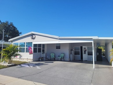 (private lake, pond, creek) Home For Sale in Zephyrhills Florida