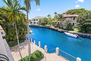 Completely renovated in 2026, this magnificent 6-bedroom plus - photo 28
