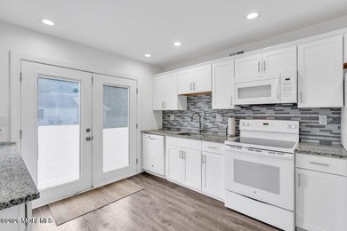 Totally updated and turnkey Concord model in Leisure Village - photo 8