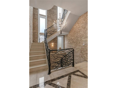 WELCOME TO 360 WHITMAN DR AN ARCHITECTURAL MASTERPIECE IN - photo 11