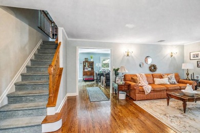 Welcome to 6 Cedar Ave, nestled in the tranquil and private - photo 4