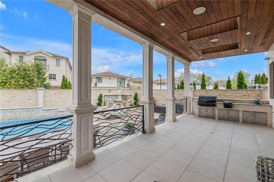 WELCOME TO 360 WHITMAN DR AN ARCHITECTURAL MASTERPIECE IN - photo 22