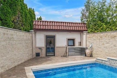WELCOME TO 360 WHITMAN DR AN ARCHITECTURAL MASTERPIECE IN - photo 25
