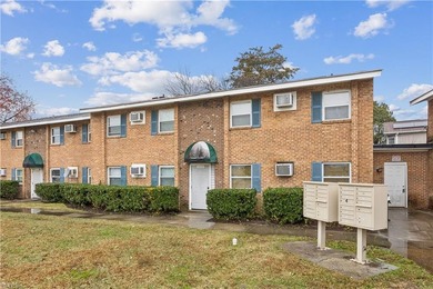 2500 Leo Street is a rare opportunity to acquire a 24-unit - photo 2