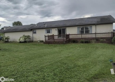 Sun Valley Lake Home For Sale in Ellston Iowa