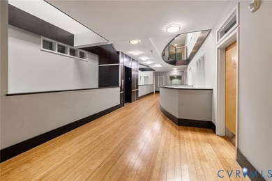 Welcome to 1333 West Broad Street, Unit 506. This top-floor - photo 3