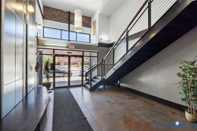 Welcome to 1333 West Broad Street, Unit 506. This top-floor - photo 4