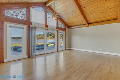 If you're looking for a spacious, private waterfront property - photo 17