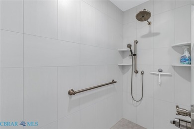 If you're looking for a spacious, private waterfront property - photo 20
