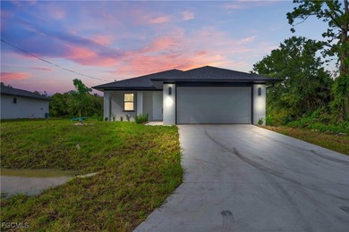 Lehigh Acres Area Home Sale Pending in Lehigh Acres Florida