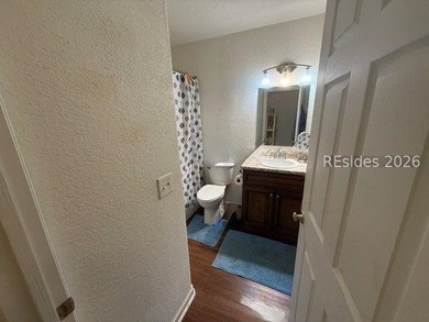 Exceptional opportunity to own this first-floor 2-bedroom - photo 5