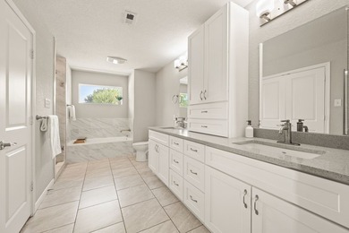 If you're looking for updated and effortlessly welcoming - photo 25