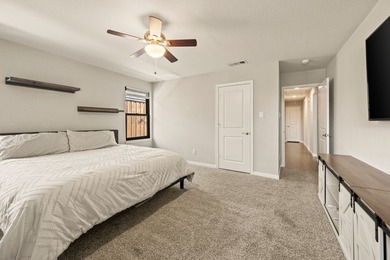 If you're looking for updated and effortlessly welcoming - photo 29