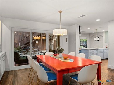 Positioned on prestigious Edgewater Drive in Landa Park Estates - photo 8