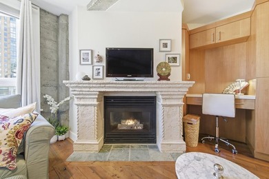 If you've been looking for a studio in Yaletown this is the one! - photo 2