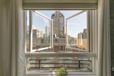 If you've been looking for a studio in Yaletown this is the one! - photo 5