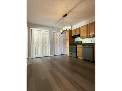 Welcome to this immaculately kept brick ranch in the Pretty - photo 5