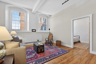 Discover the perfect 1 bedroom, 1 bathroom condo in Biddeford