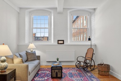 Discover the perfect 1 bedroom, 1 bathroom condo in Biddeford