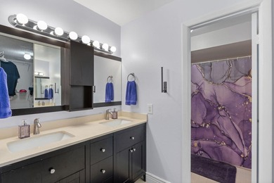 Welcome home to this spacious 3-bed, 2-bath corner Villa in a - photo 28