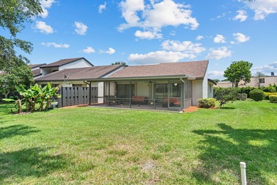 Welcome home to this spacious 3-bed, 2-bath corner Villa in a - photo 33