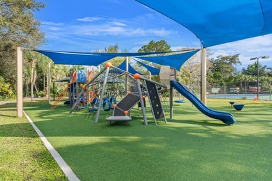 Welcome home to this spacious 3-bed, 2-bath corner Villa in a - photo 48