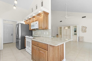 Welcome to the highly sought-after Ridge at The Bluffs, just a - photo 10