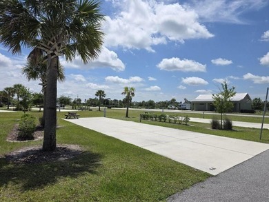 Lake Weohyakapka Lot For Sale in Lake Wales Florida