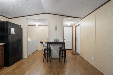 STR Lakeview MH near Mammoth Cave! - photo 18